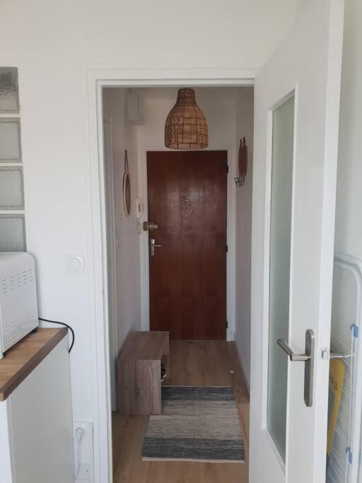 Le Cosy Du Faux Bourg Apartment ชาลงส์-อ็อง-ชองปาญ ภายนอก รูปภาพ