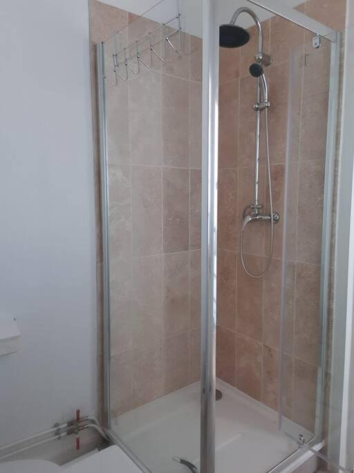 Le Cosy Du Faux Bourg Apartment ชาลงส์-อ็อง-ชองปาญ ภายนอก รูปภาพ